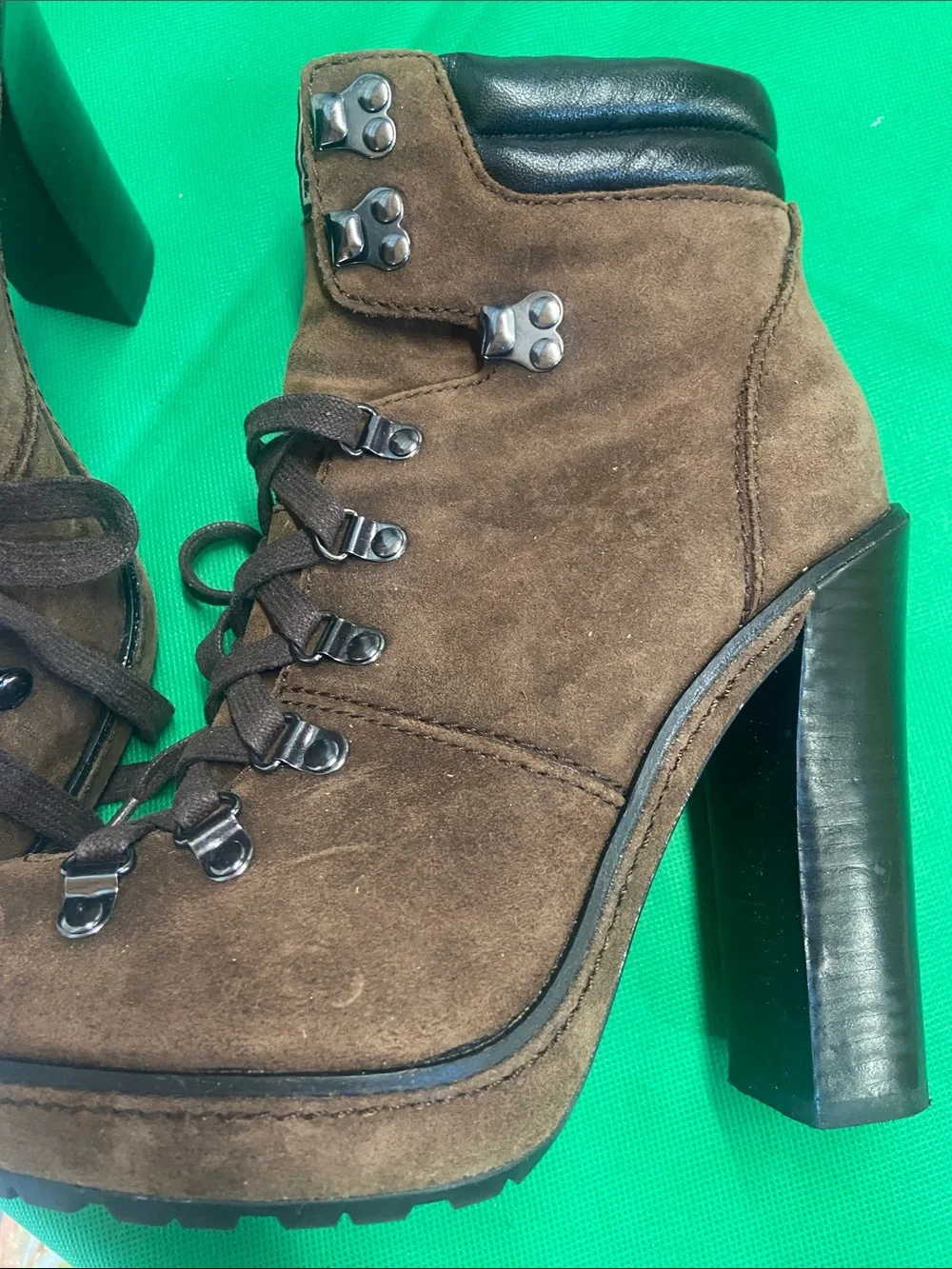 Gorgeous Coach Chocolate  Brown Suede Lace-Up Block Heel Boot